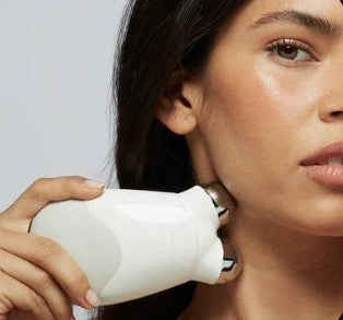 Aparelho de massagem facial 3D Microcurrent efeito lift